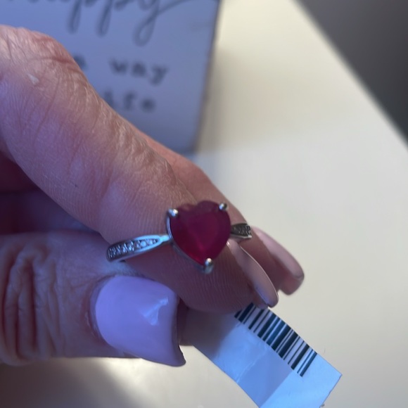 Genuine Natural Ruby Heart ♥️.925 SS Ring - Picture 5 of 6